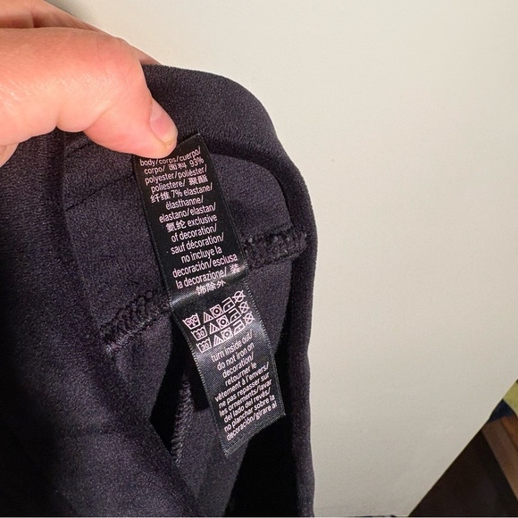 Victoria’s Secret Velour Jogger Pants - Picture 6 of 6